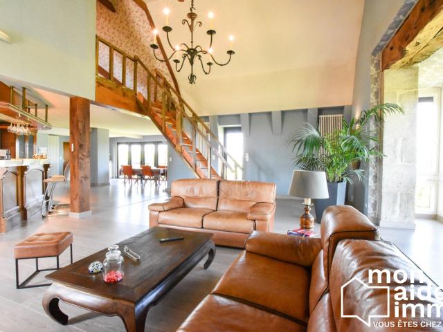 Maison 7 pièces 300 m²