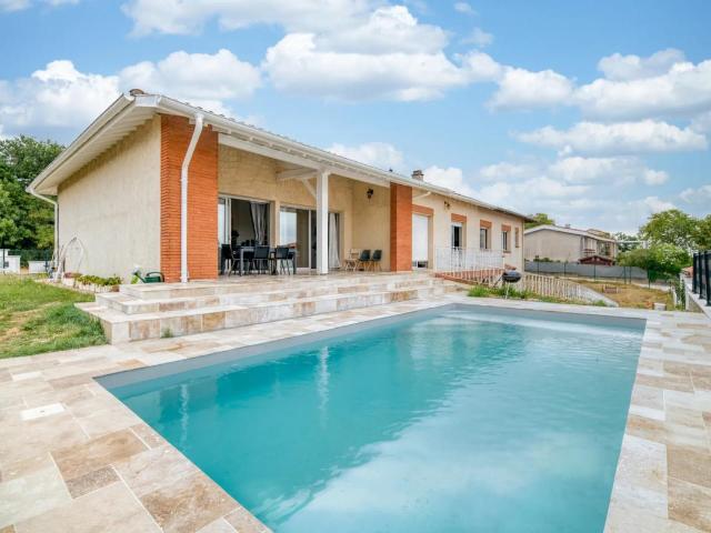Maison 7 pièces 300 m²