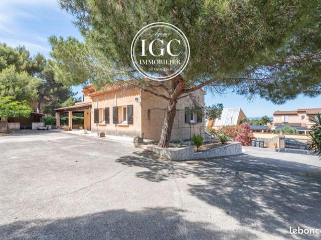Maison 7 pièces 363 m²