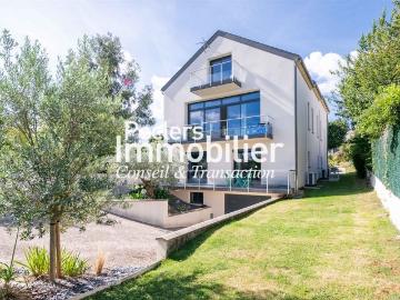 Maison 7 pièces 314 m²