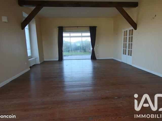 Maison 7 pièces 315 m²