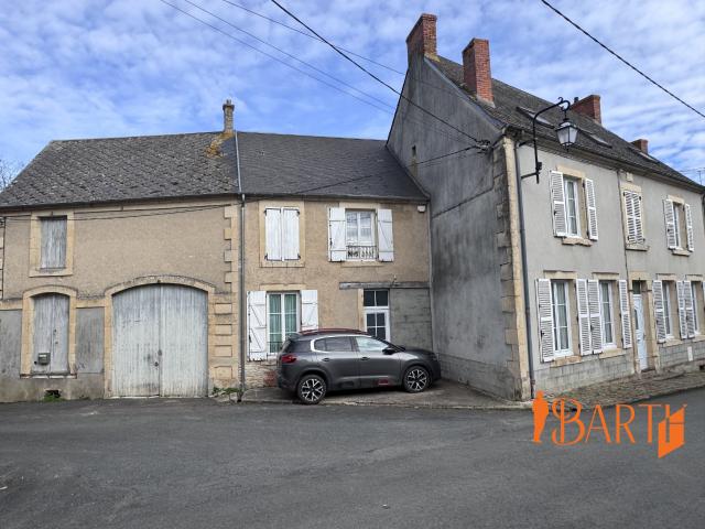 Maison 10 pièces 317 m²