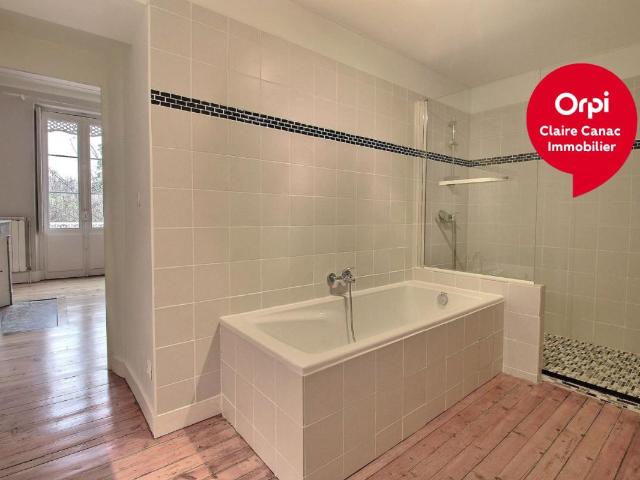 Maison 7 pièces, 317 m² à louer à Saint Sulpice la Pointe 81370