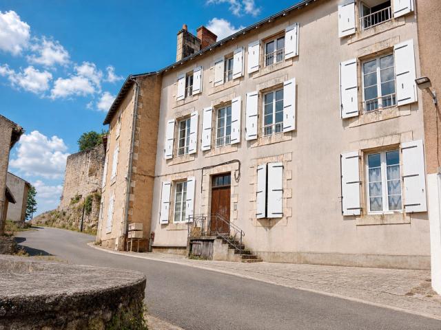 Maison 7 pièces 318 m²