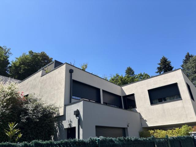 Maison 7 pièces 319 m²