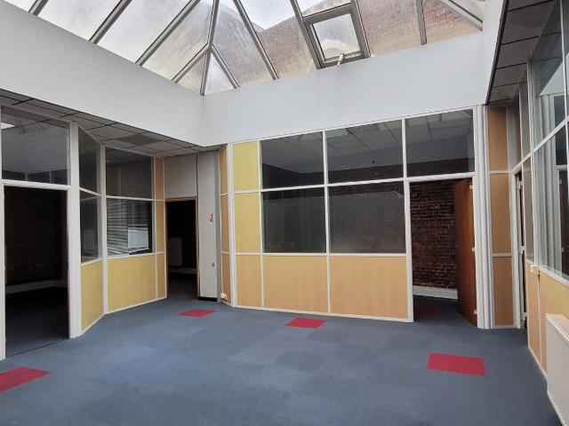 Maison 7 pièces 310 m²