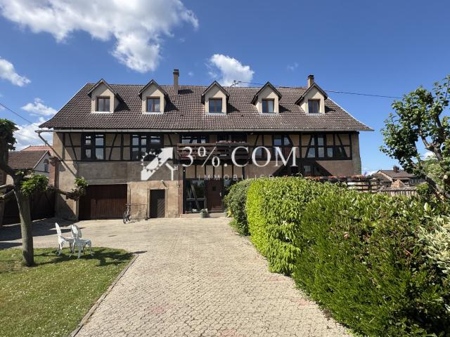 Maison 7 pièces 328 m²