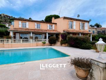 Maison 7 pièces 345 m²