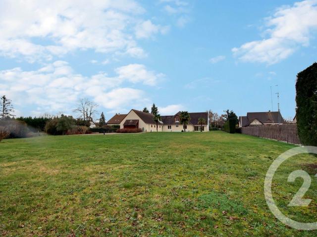 Maison 7 pièces 347 m²