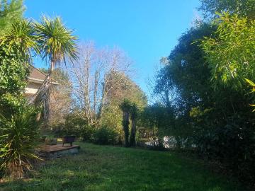 Maison 7 pièces 350 m²