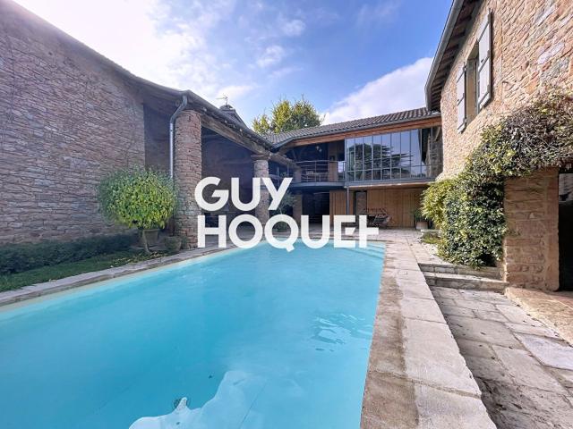 Maison 7 pièces 350 m²
