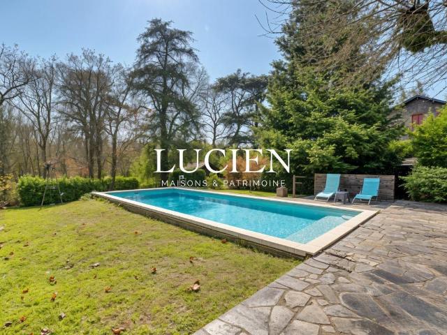 Maison 7 pièces 350 m²
