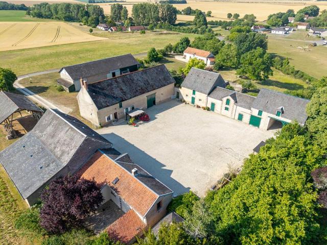 Maison 7 pièces 365 m²