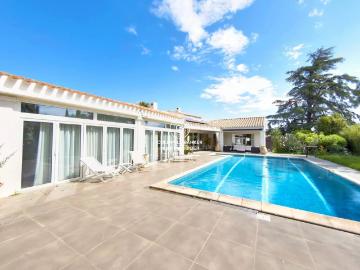 Maison 7 pièces 360 m²