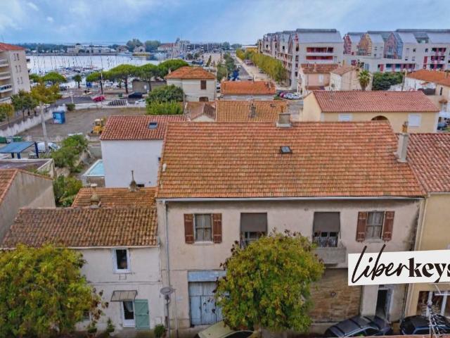 Maison 7 pièces 362 m²
