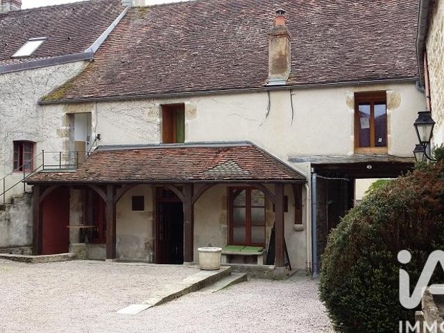 Maison 7 pièces 395 m²