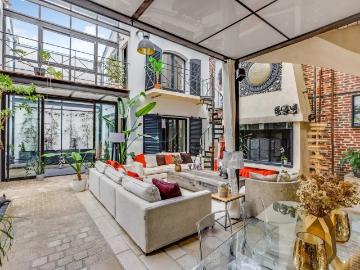 Maison 7 pièces 409 m²