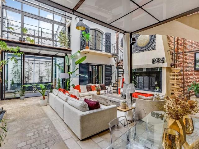 Maison 7 pièces 409 m²