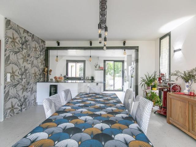 Maison 7 pièces 420 m²