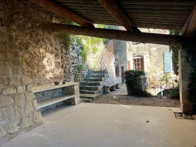 Maison 7 pièces 450 m²