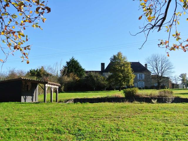 Maison 7 pièces 465 m²