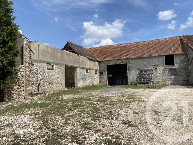 Maison 7 pièces 530 m²
