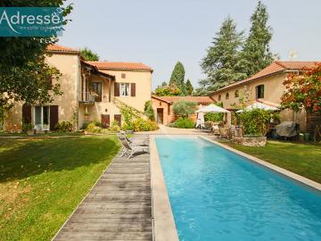 Maison 7 pièces 543 m²
