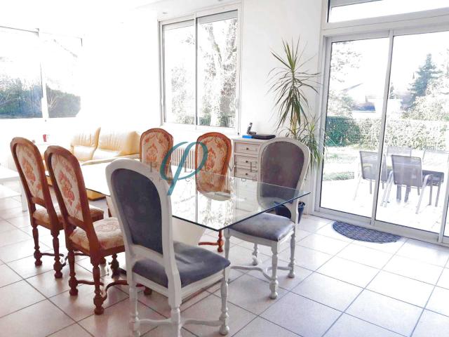 Maison 7 pièces, 5 chambres, au bord de l'Erdre sur Sucé sur Erdre