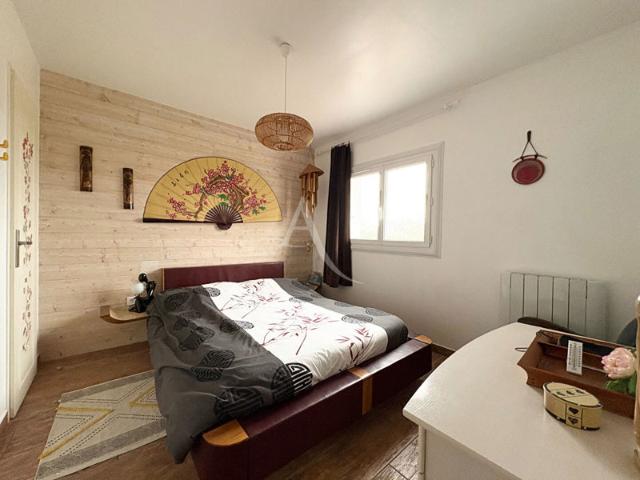 Maison 7 pièces 5 chambres NALLIERS