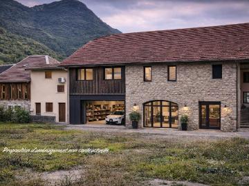 Maison 7 pièces 600 m²