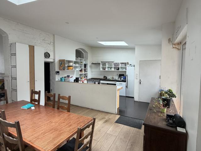 Maison 7 pièces avec jardin et terrasse/grange