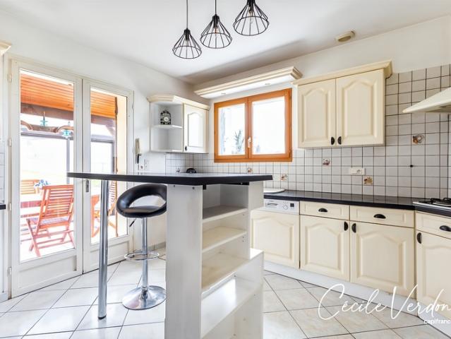 Maison 7 pièces avec piscine et dépendance à vendre à LAMONZIE SAINT MARTIN 24