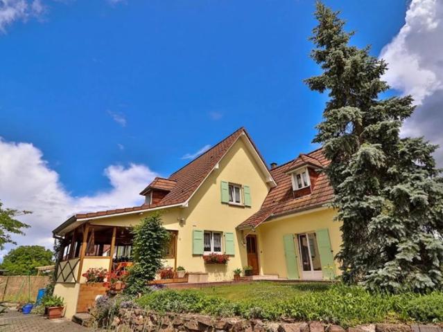 Maison 7 pièces de 185 m² sur 11 ares