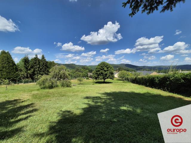 Maison 7 pièces de 211m2 avec jardin de 4 055m2 au coeur du Morvan