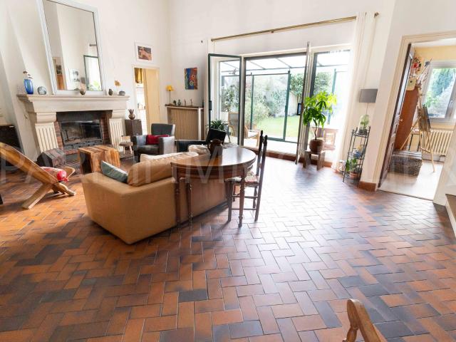 Maison 7 pièces environ 162m2 Beauchamp La Chasse