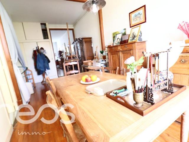 Maison 40 pièces 130 m²