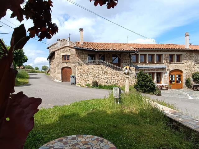 Maison 40 pièces 850 m²