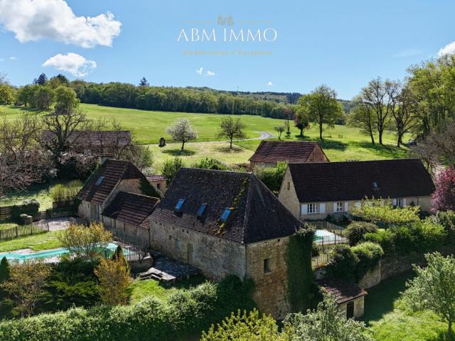 Maison 23 pièces 584 m²