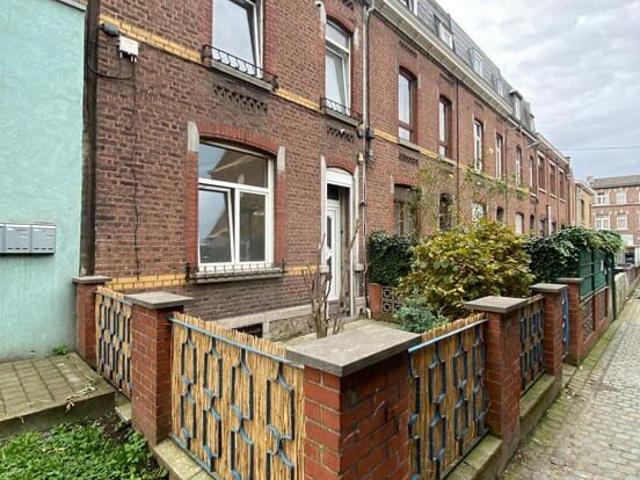 Maison 4 chambres 2 sdb renovée