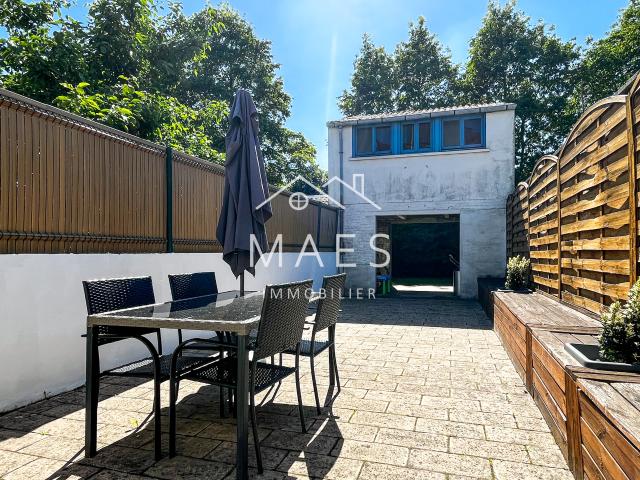 Maison 4 chambres terrasse, jardin et dépendance
