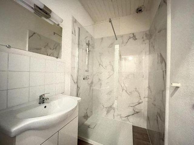 Maison 4 chambres, ANGLADE Aquitaine 33390 DS104186925