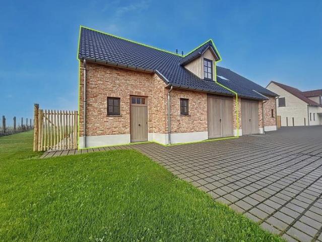 Maison 4 chambres avec jardin et garage à Maulde ! Libre le
