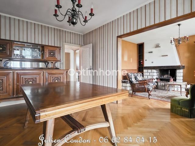 Maison 4 chambres avec jardin – Opportunité rare à Aurillac travaux à prévoir