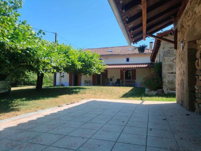 Maison 4 chambres avec piscine à Saint Mathieu