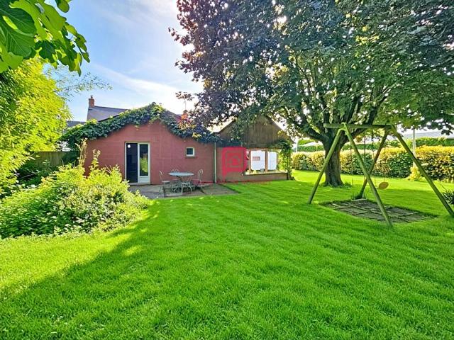 Maison FAMILIALE 164m² avec terrain 10 min de Craon