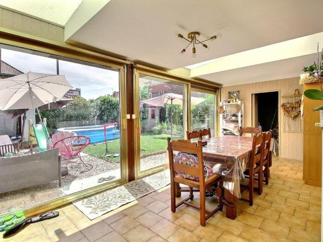 MAISON 4 CHAMBRES GARAGE JARDIN