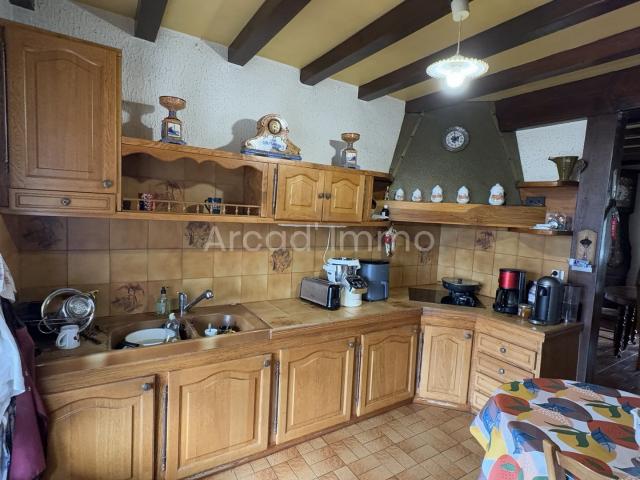 Maison 4 chambres, piscine, double garage sur 627 m2 de terr. 145m² Saint Pardoux Isaac
