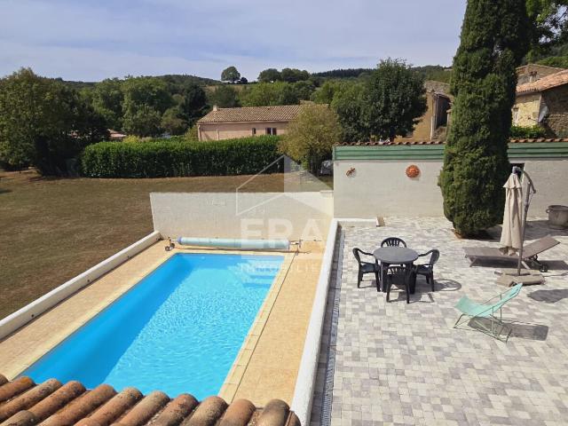 Maison 4 chambres piscine terrain: 5159m2