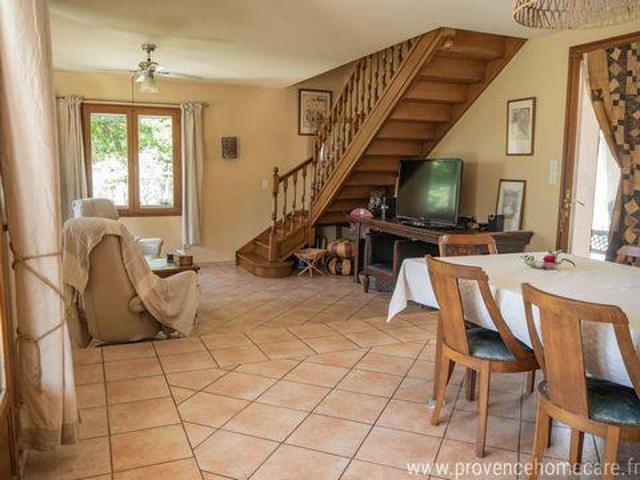 Maison 4 chambres, Saint Provence 04230 ES99518099