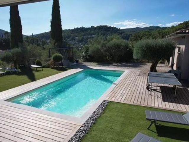 Maison 4 chambres, Solliès Var 83210 DLS104648219